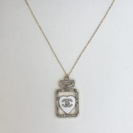 Vintage Chanel Pendant Necklace