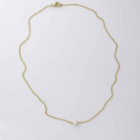 Solitaire Pearl Necklace